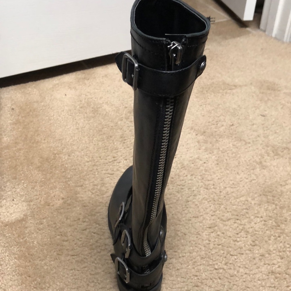 Riding boots